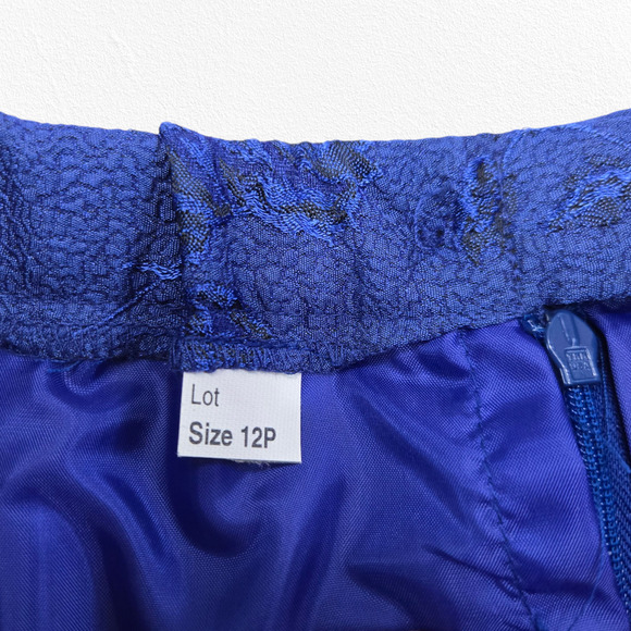 Vintage 80s Royal Blue Jacquard Skirt Suit Floral Formal Skirt Blazer Size 12P - Picture 14 of 16